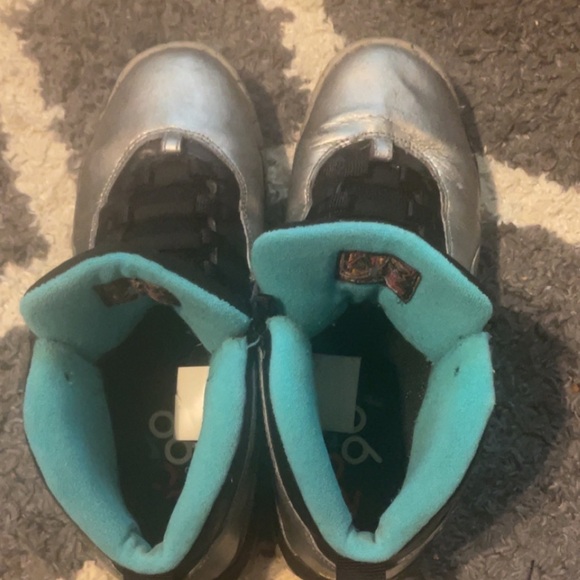 Worn Jordan’s big kids 7 - Picture 5 of 7